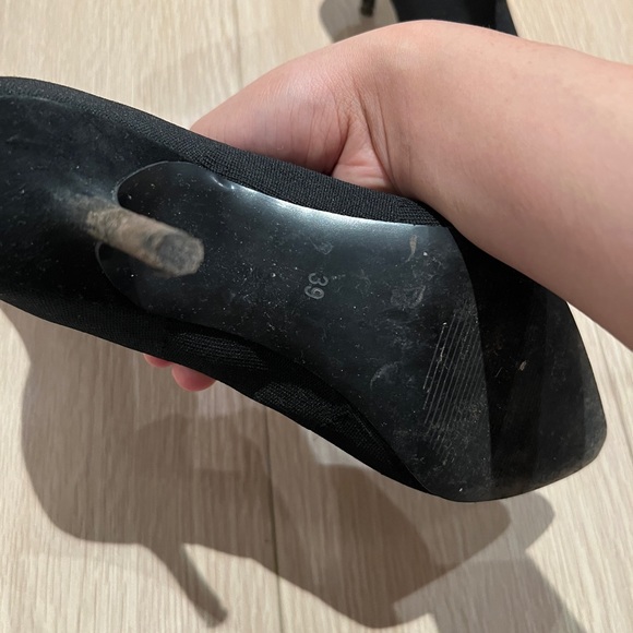 Black Pointed heel boots - Picture 2 of 3